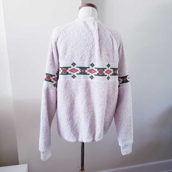 Urban Outfitters Aztec Print Sherpa Pull Over Men's Sweater - M - Picture 12 of 14